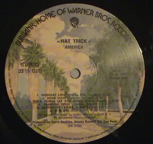 America Hat Trick LP vinile usato VG+ soft rock
