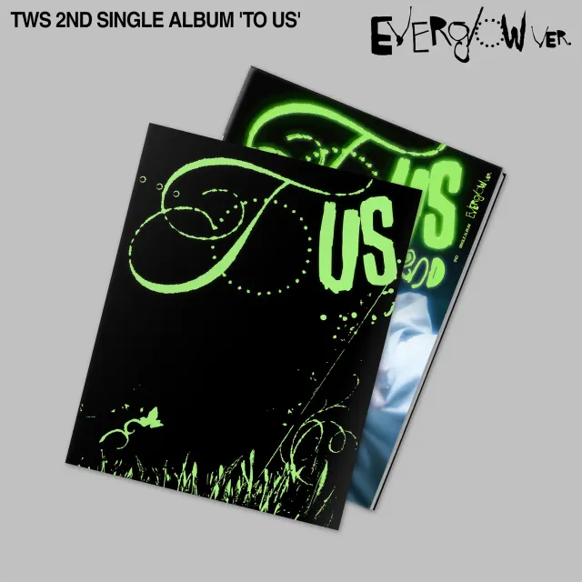 Everglow To Us CD Everglow Ver. photobook 40 pagine